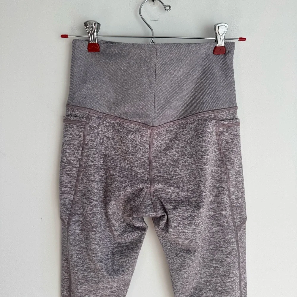 Athleta Exhale Stash Pocket Heel Tight Leggings Women’s XS Purple Ballet Dancer